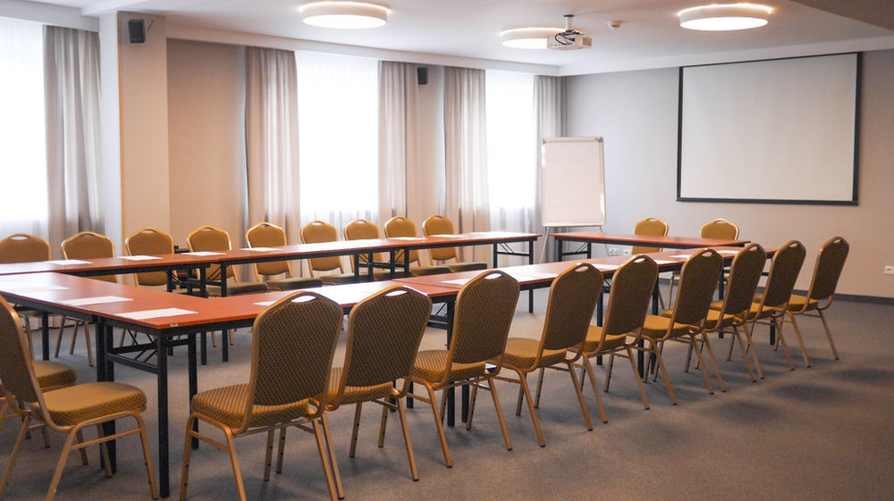 Centrum Konferencyjno-Apartamentowe Mrowka Warszawa Eksteriør bilde